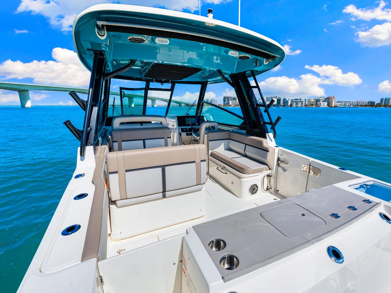 2026 Boston Whaler 330 Vantage 33.0 feet, Sarasota, FL #27
