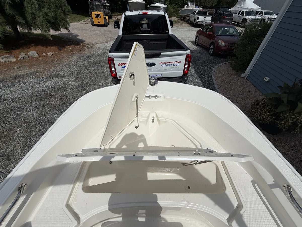 2027 Boston Whaler 170 Montauk 17.0 feet, Wakefield, RI #16