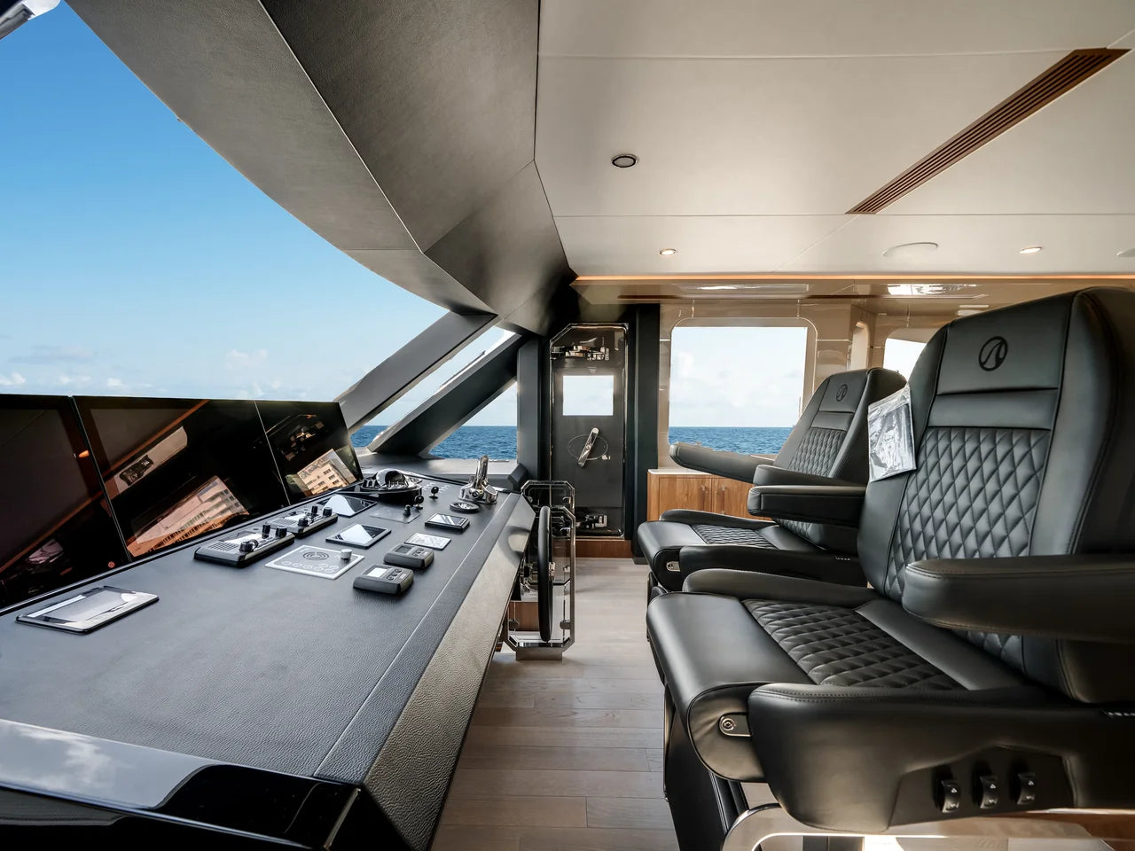 2026 Ocean Alexander 30R 98.0 feet, Pompano Beach, FL #15