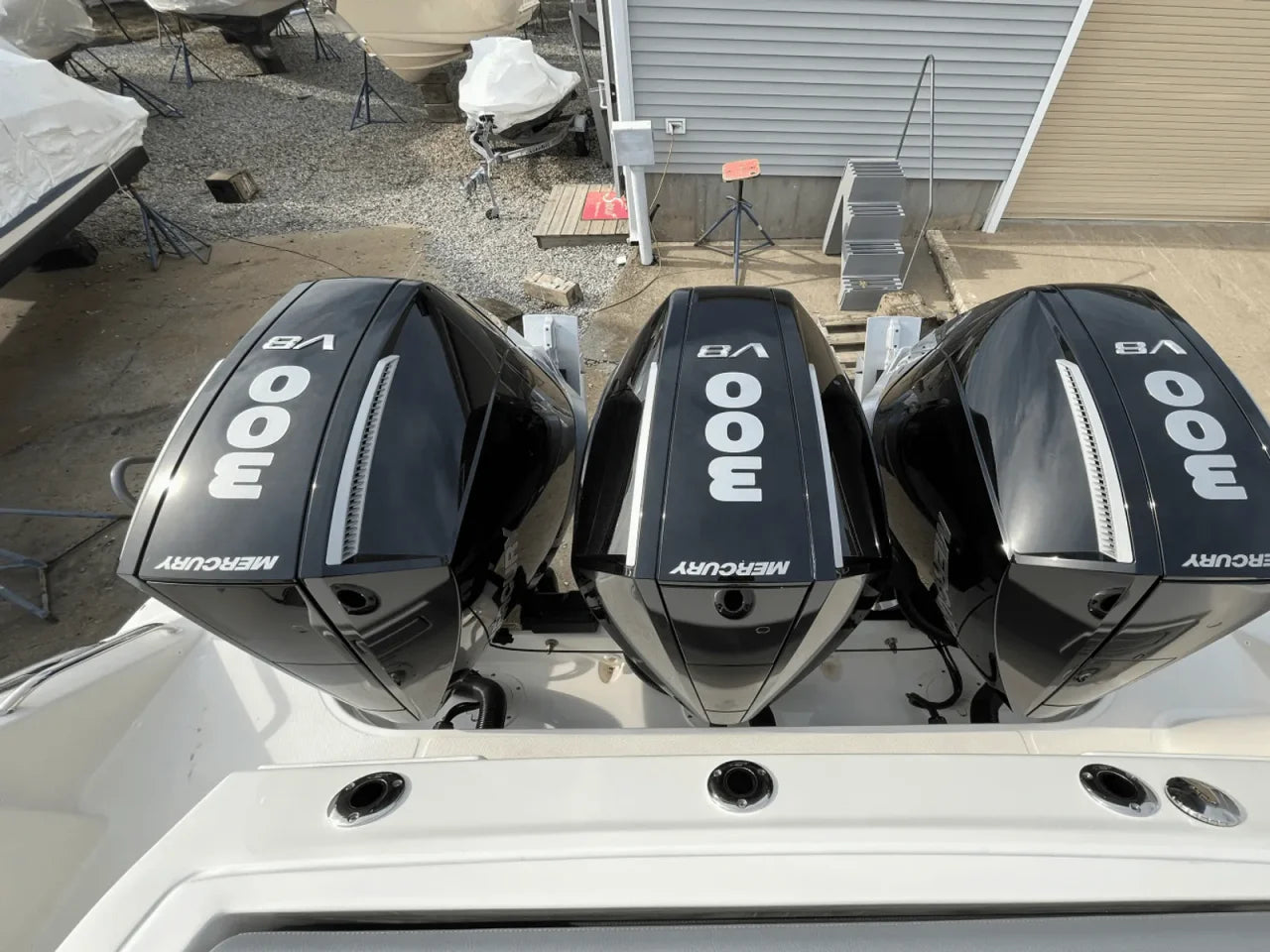 2025 Boston Whaler 350 REALM 35.0 feet, Quincy, MA #7