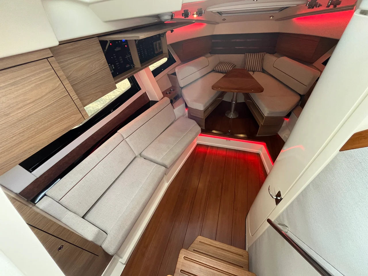 2026 Boston Whaler 365 Conquest 36.0 feet, Norwalk, Connecticut #36