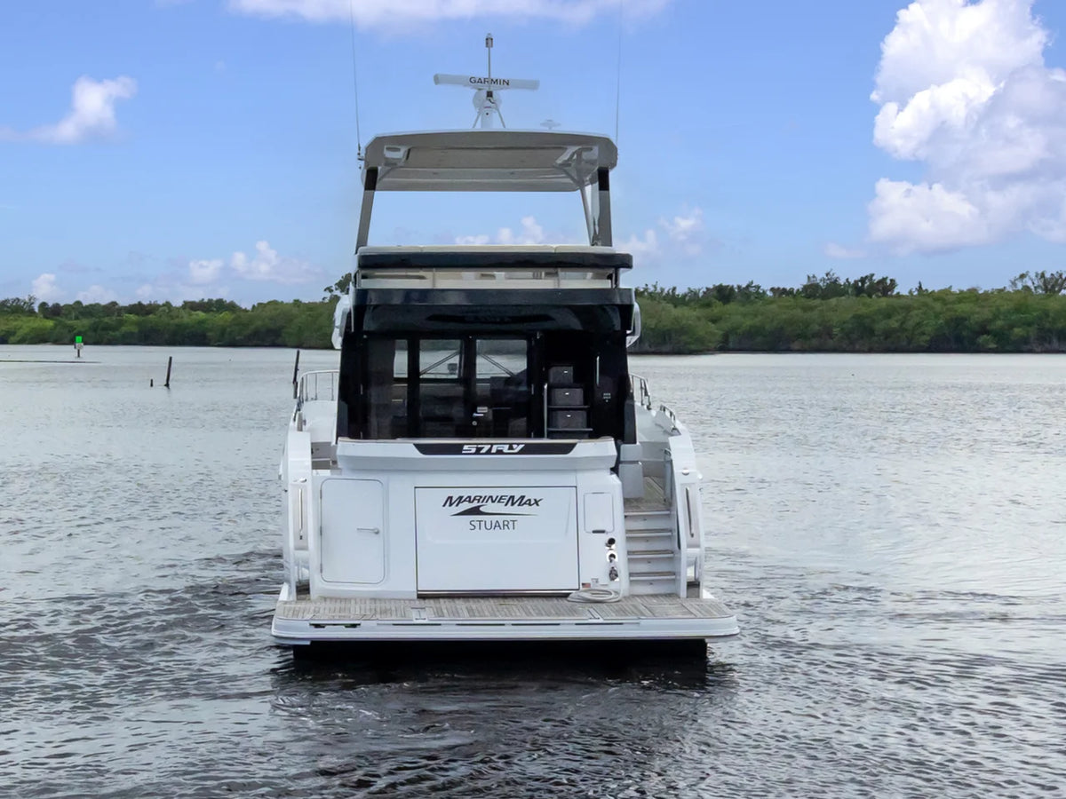 2026 Cruisers Yachts 57 FLY 57.0 feet, Stuart, Florida #7
