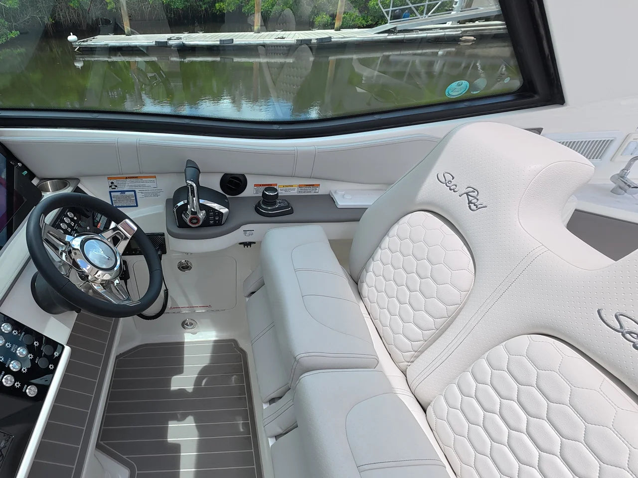 2026 Sea Ray Sundancer 320 Outboard 32.0 feet, Clearwater, Florida #33