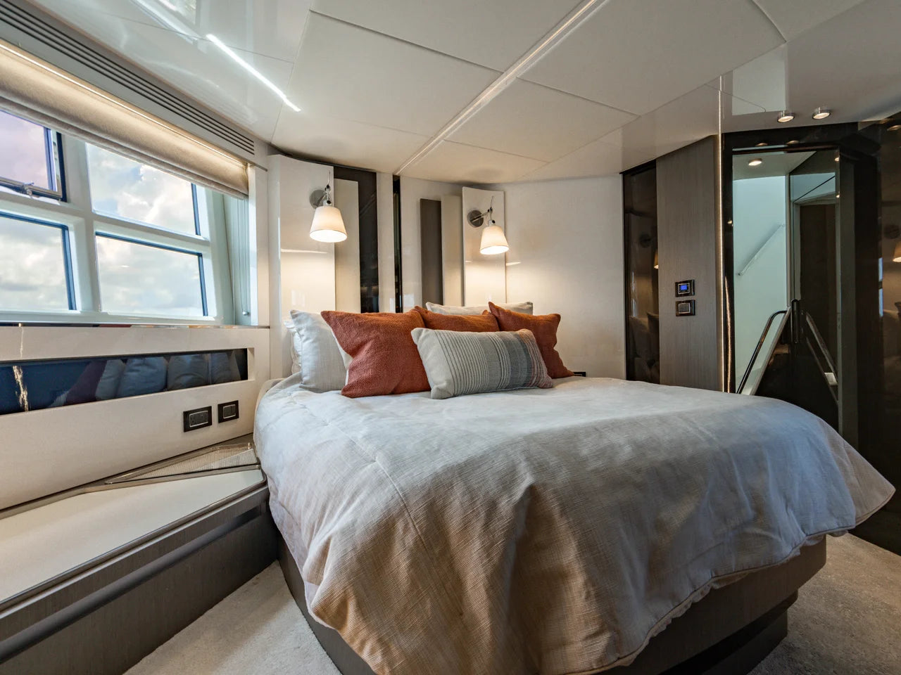 2019 Azimut S7 70.0 feet, West Palm Beach, FL #105