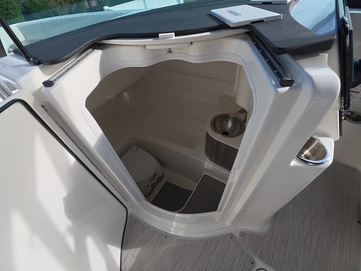 2027 Sea Ray SDX 250 Outboard 25.0 feet, Somers Point, New Jersey #16