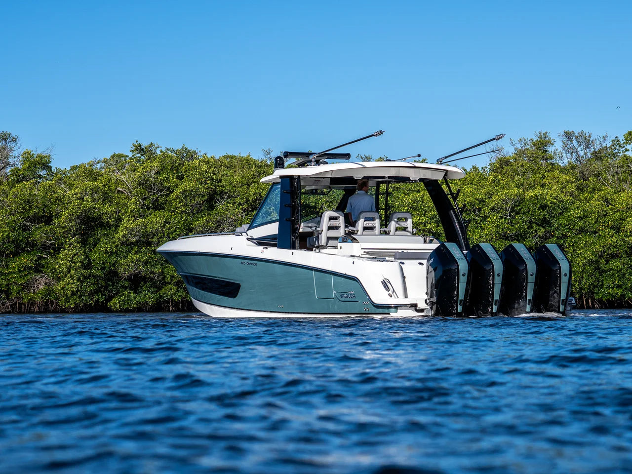 2026 Boston Whaler 420 Outrage 42.0 feet, Fort Myers, Florida #45