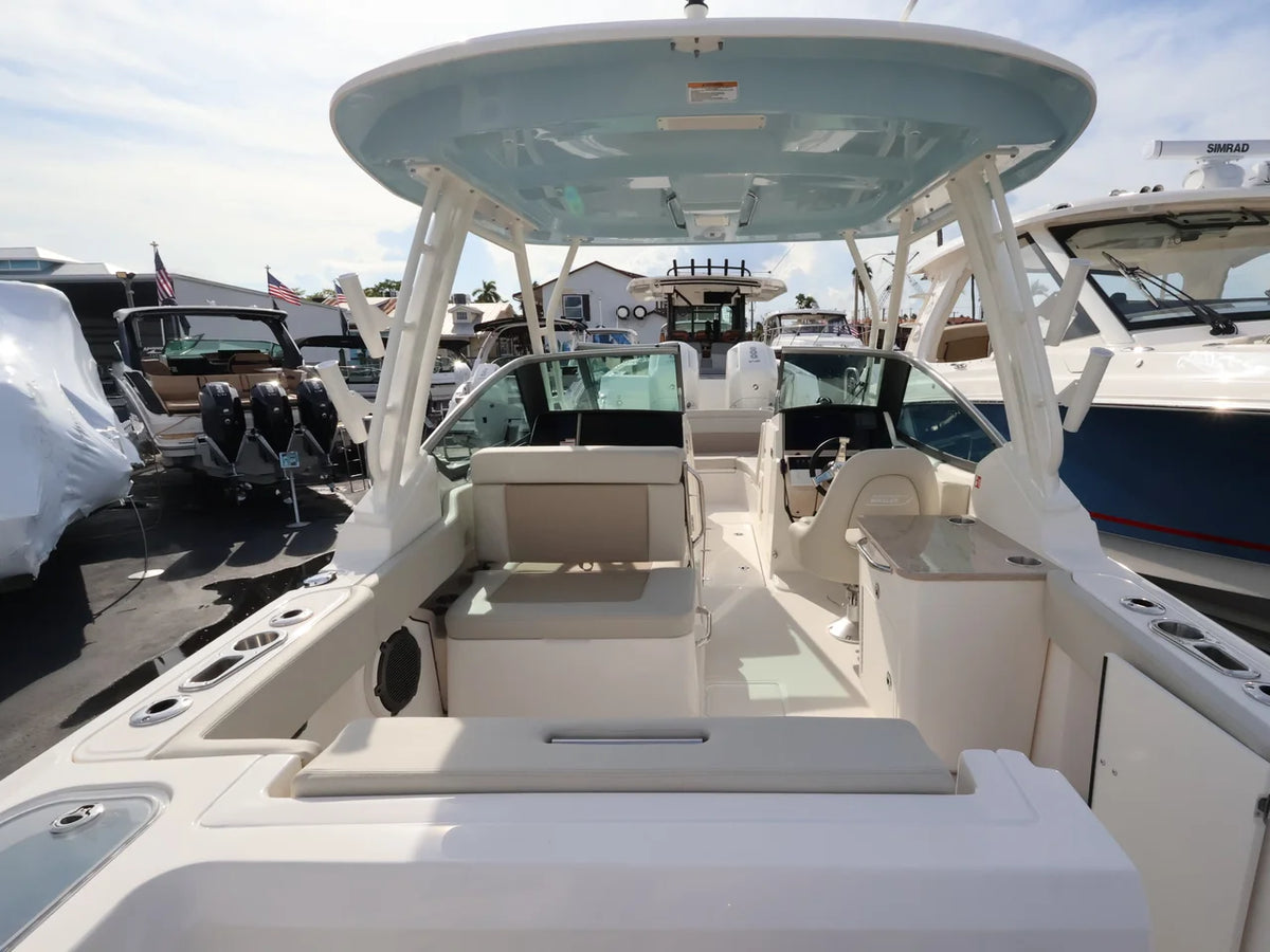 2027 Boston Whaler 240 Vantage 24.0 feet, Naples, Florida #9