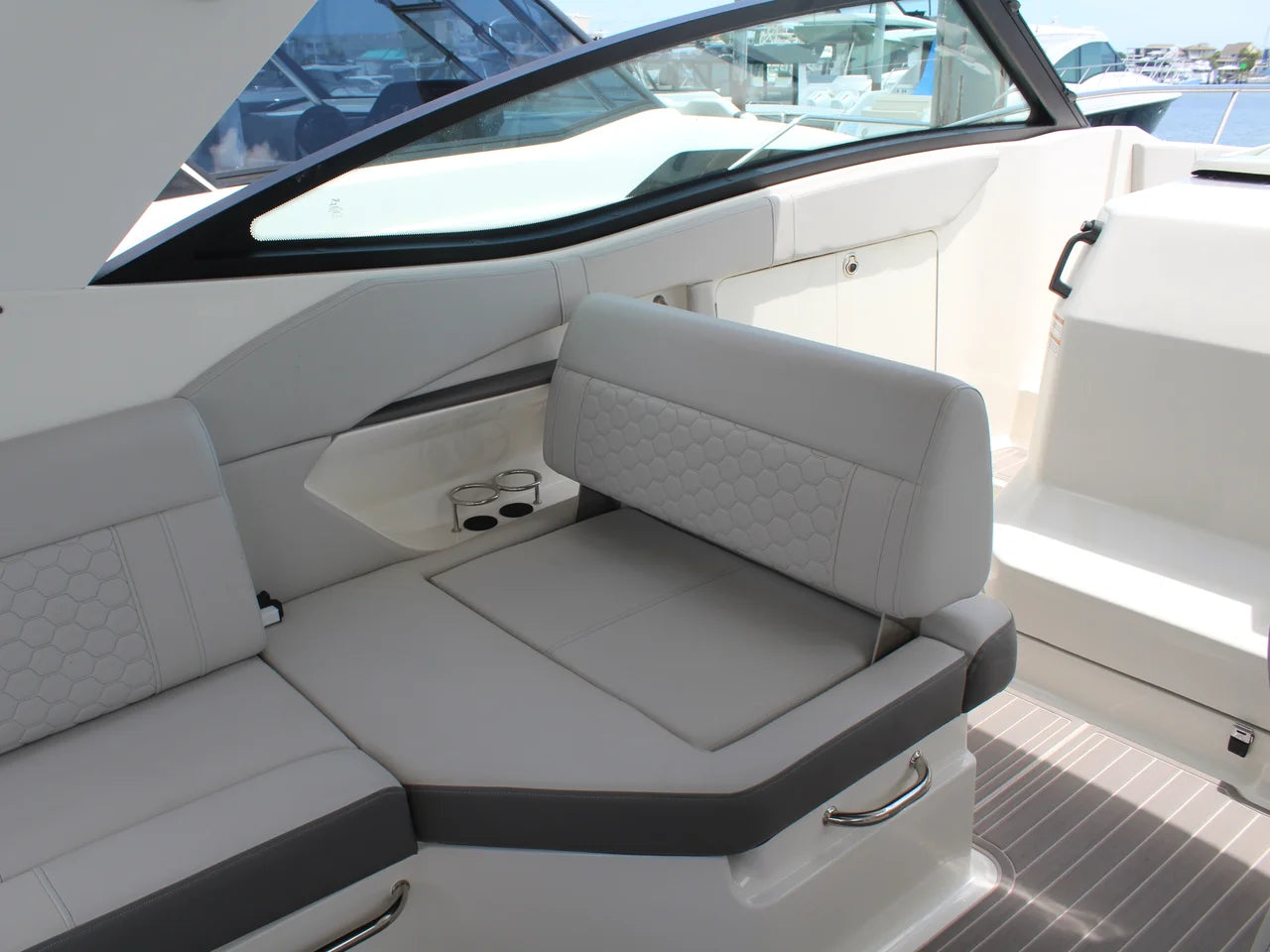 2023 Sea Ray 320 SUNDANCER 32.0 feet, Carolina Beach, NC #14