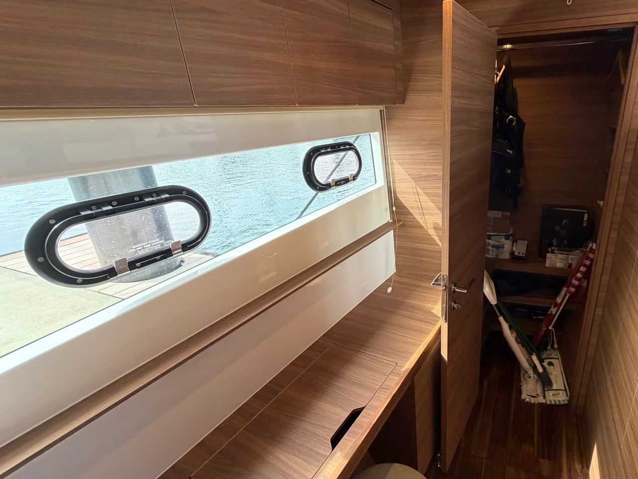 2025 Aquila 54 ENCLOSED BRIDGE 54.0 feet, Pensacola, Florida #89