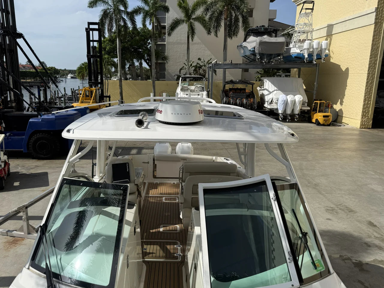 2018 Boston Whaler 320 VANTAGE 32.0 feet, Pompano Beach, Florida #61