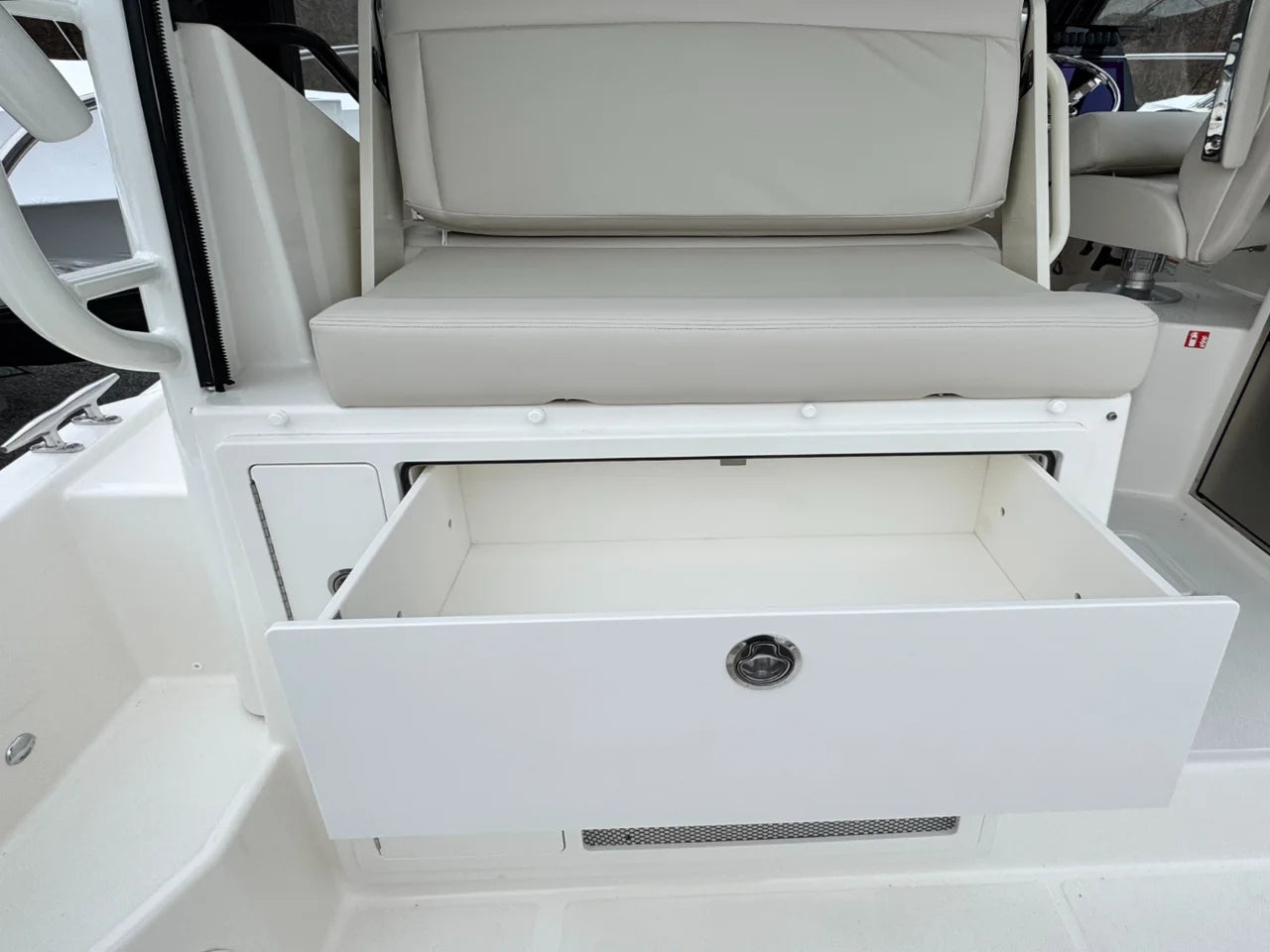 2026 Boston Whaler 325 Conquest 32.0 feet, Huntington, NY #20