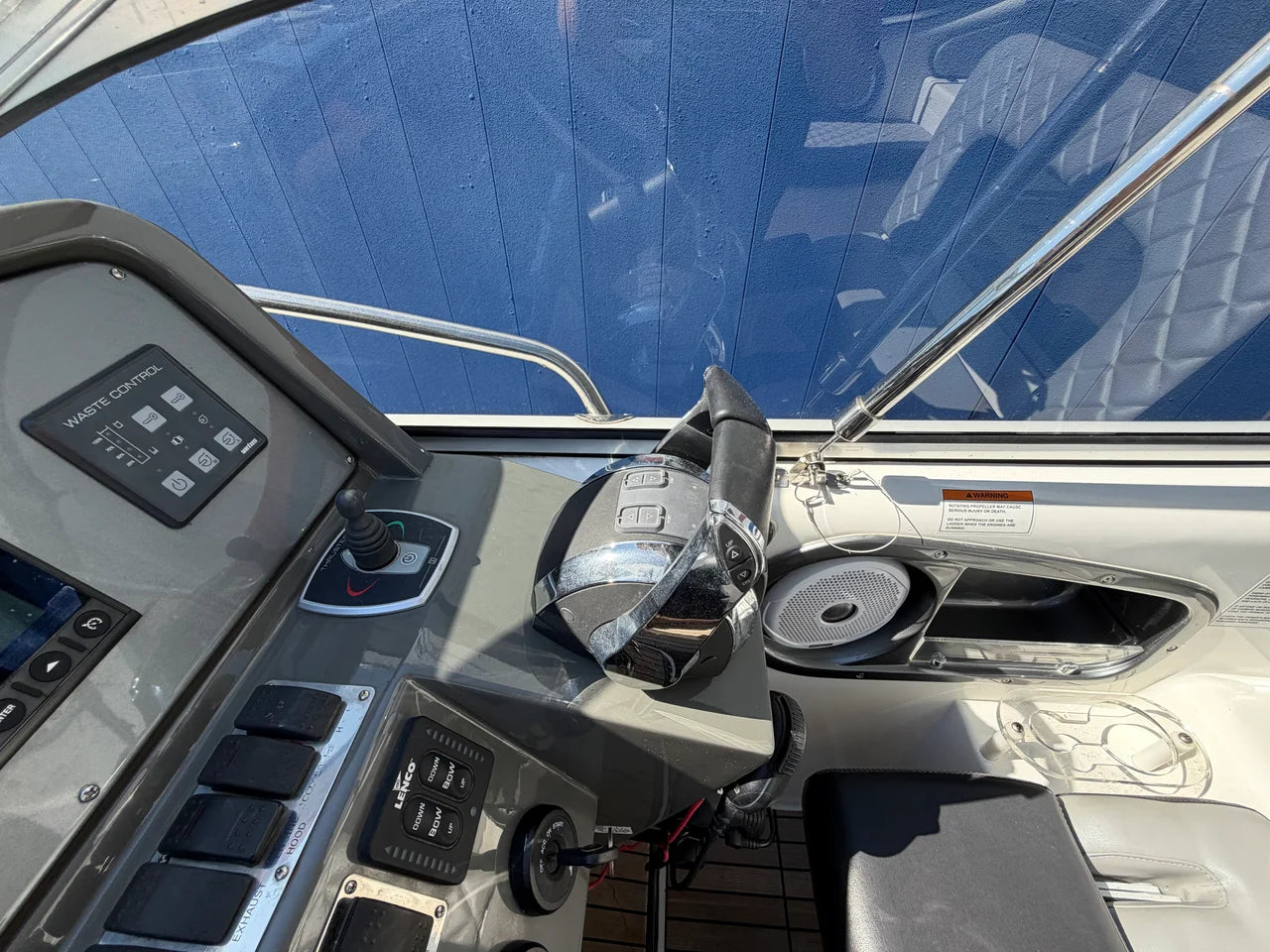 2020 Schaefer 303 30.0 feet, Excelsior, Minnesota #27
