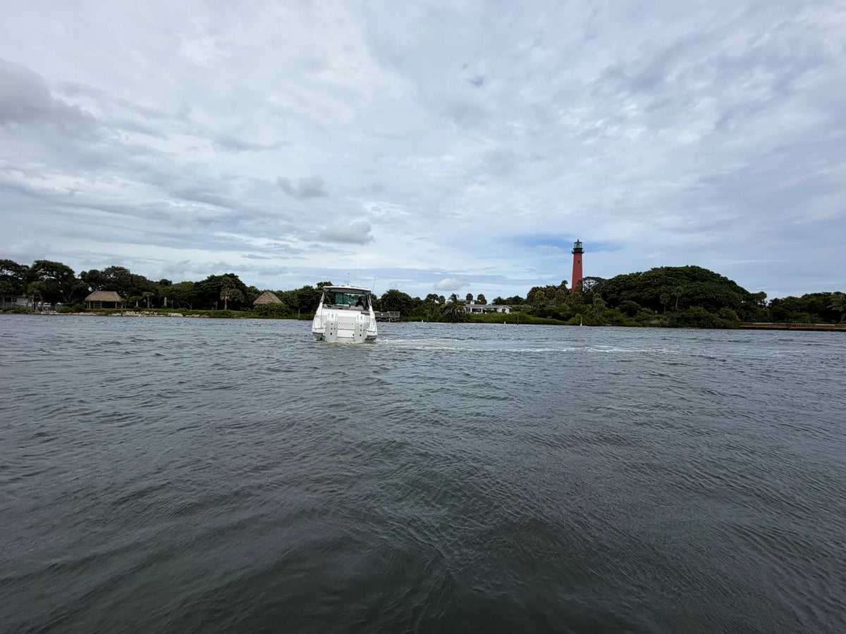 2027 Sea Ray Sundancer 320 Outboard 32.0 feet, Jupiter, Florida #7