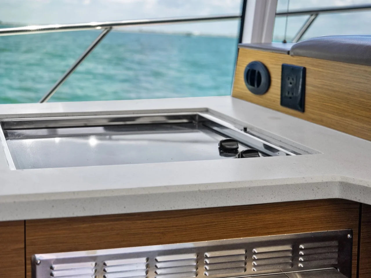 2014 Cruisers Yachts 45 CANTIUS 45.0 feet, St Petersburg, FL #75