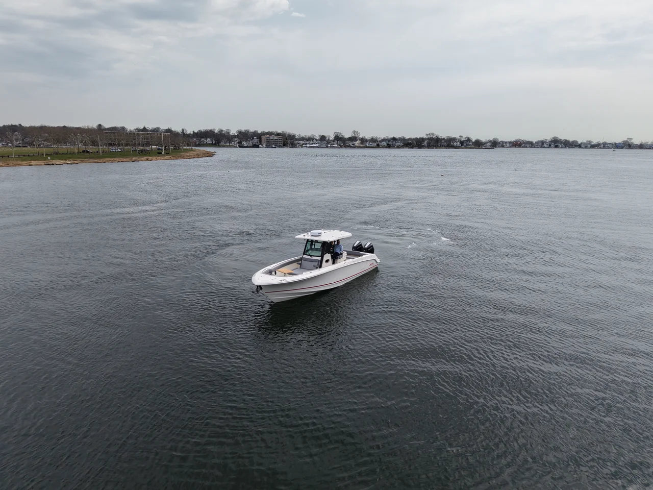 2026 Boston Whaler 330 Outrage 33.0 feet, Norwalk, Connecticut #5