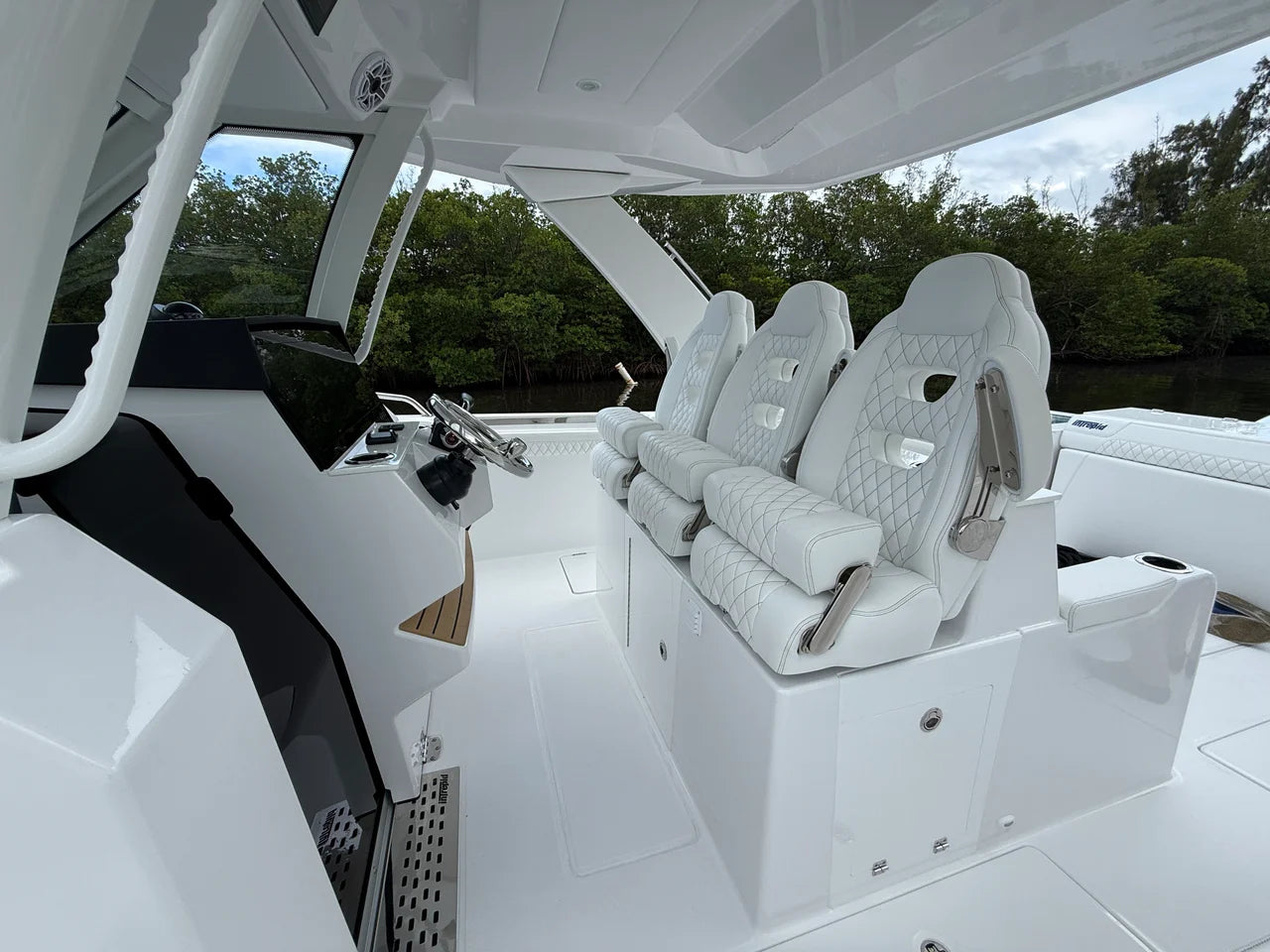 2026 Intrepid 35 VALOR 37.0 feet, Dania, FL #11