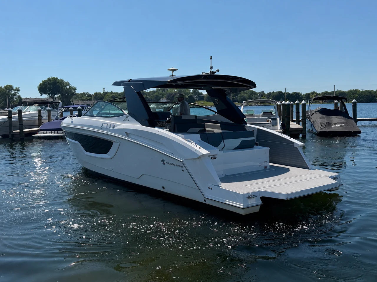 2024 Cruisers Yachts 38 GLS 38.0 feet, Excelsior, Minnesota #3