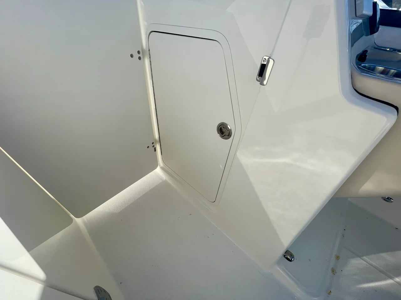 2026 Boston Whaler 210 Vantage 21.0 feet, Quincy, MA #18