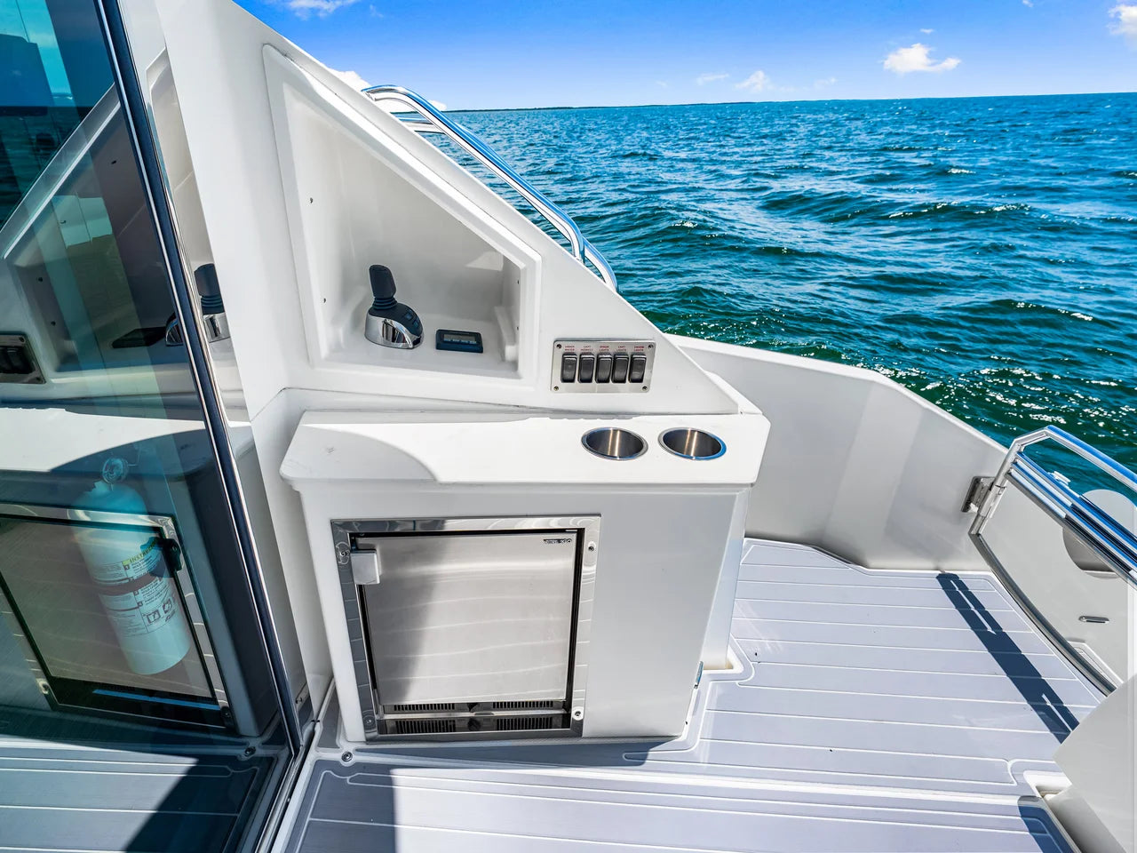 2020 Cruisers Yachts 50 CANTIUS 49.0 feet, Venice, Florida #31