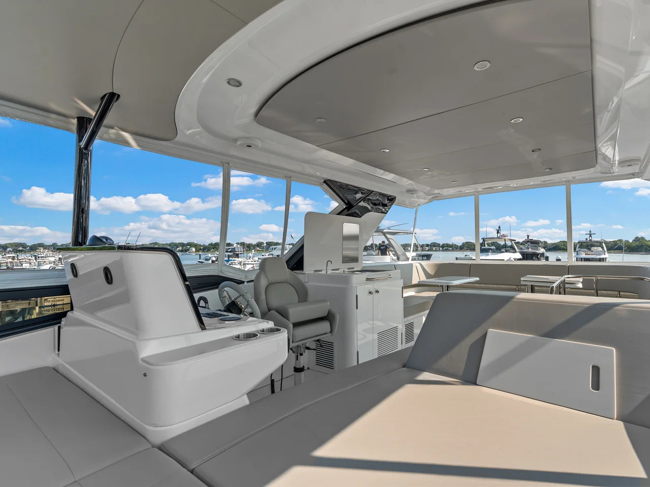 2027 Cruisers Yachts 50 FLY 50.0 feet, Quincy, MA #54