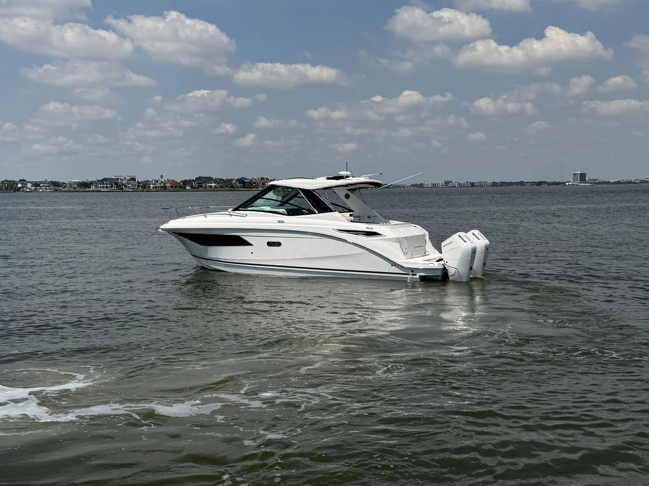 2026 Sea Ray Sundancer 320 Outboard 32.0 feet, Seabrook, TX #10