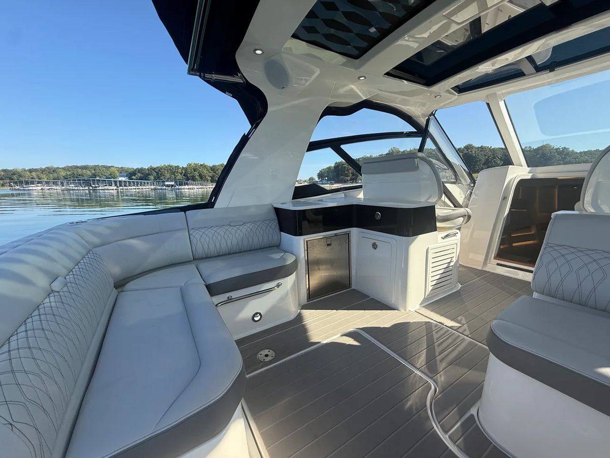 2022 Sea Ray 370 SUNDANCER OUTBOARD 37.0 feet, Cumming, GA #27