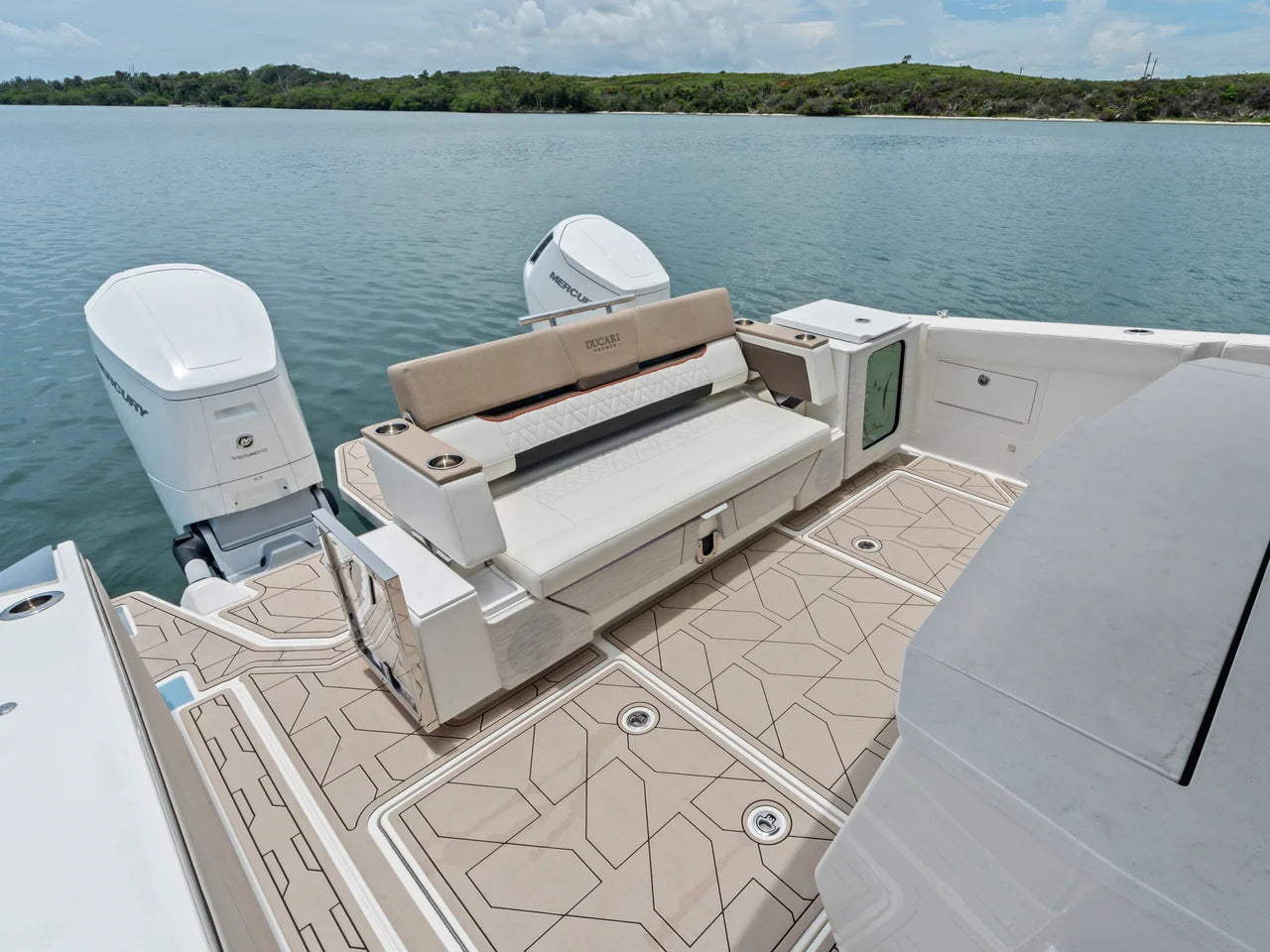2027 Ducari 37 XIV 37.0 feet, Jupiter, Florida #46