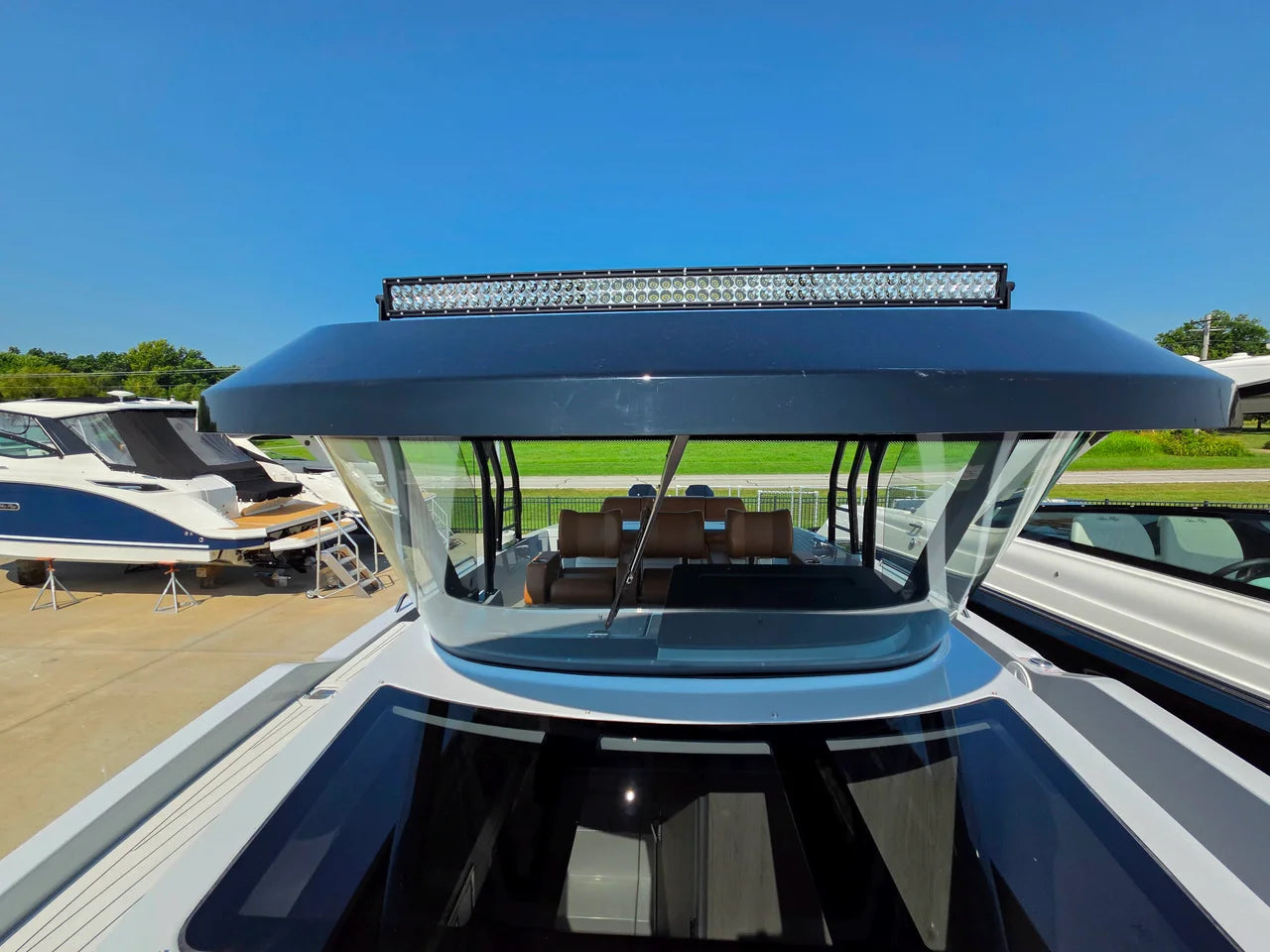 2027 Cruisers Yachts 38 VTR 38.0 feet, Monkey Island, OK #38