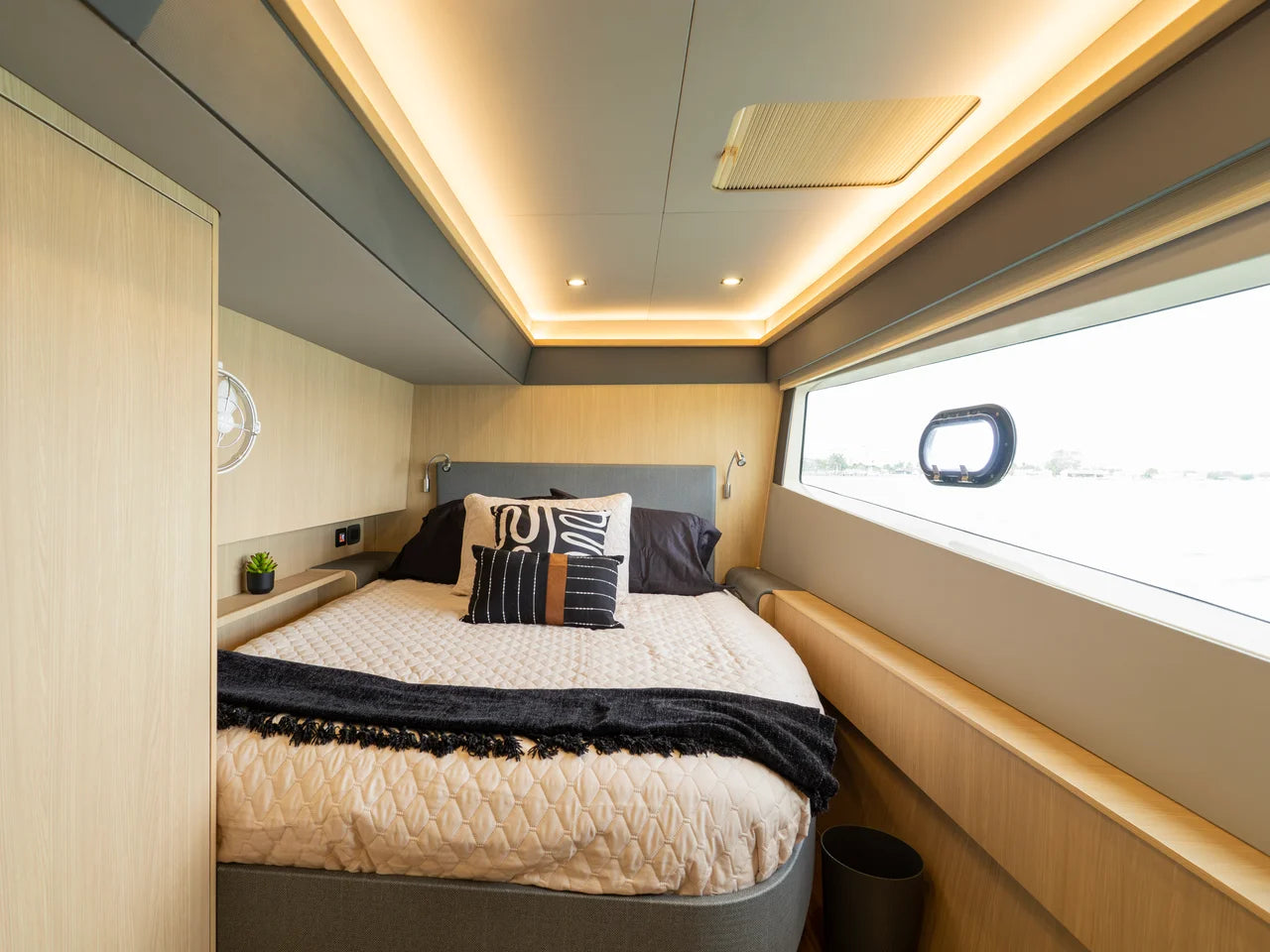 2024 Aquila 42Y 42.0 feet, St Petersburg, FL #30