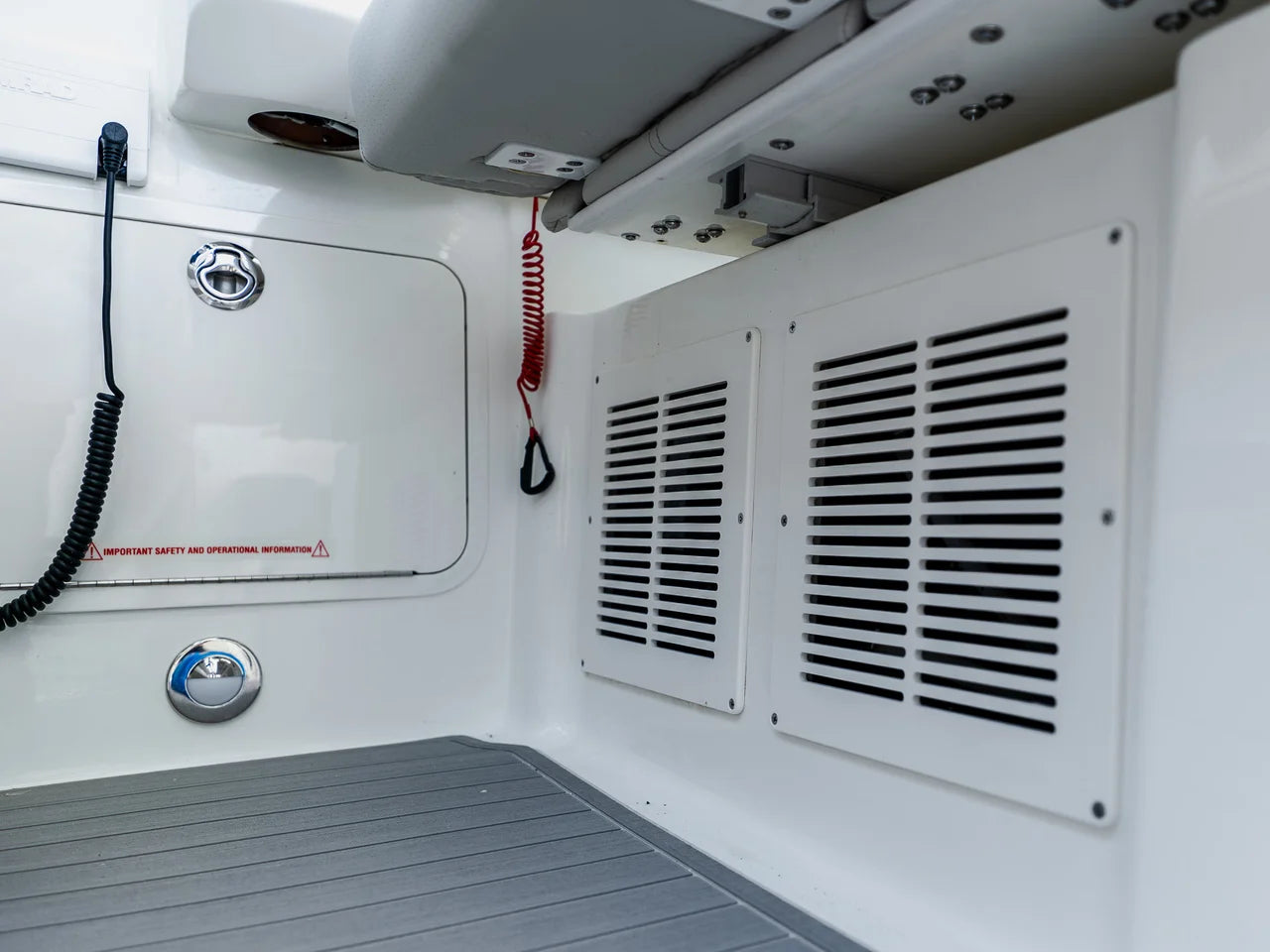 2027 Sea Ray Sundancer 320 Outboard 32.0 feet, Clearwater, Florida #42