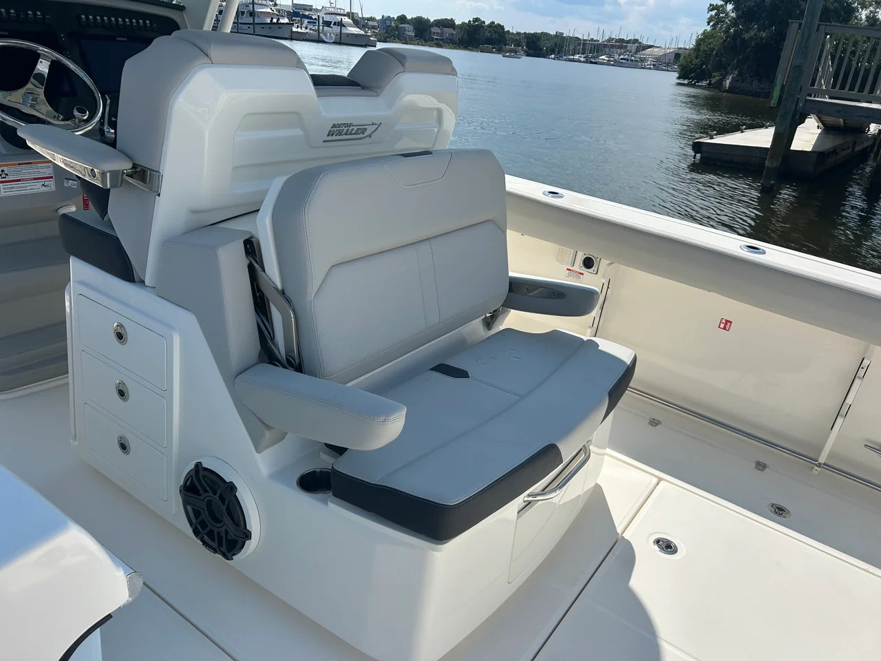 2026 Boston Whaler 330 Outrage 33.0 feet, Pensacola, Florida #13