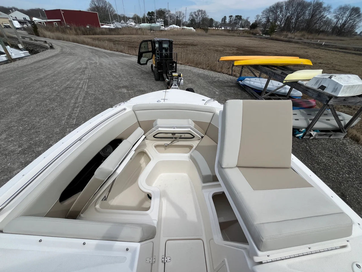 2026 Boston Whaler 240 Vantage 24.0 feet, Westbrook, Connecticut #18