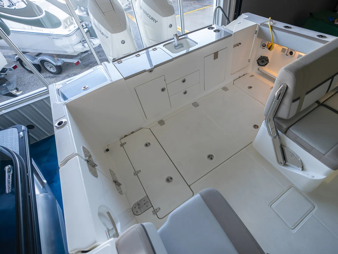 2026 Boston Whaler 330 Vantage 33.0 feet, Panama City, FL #60