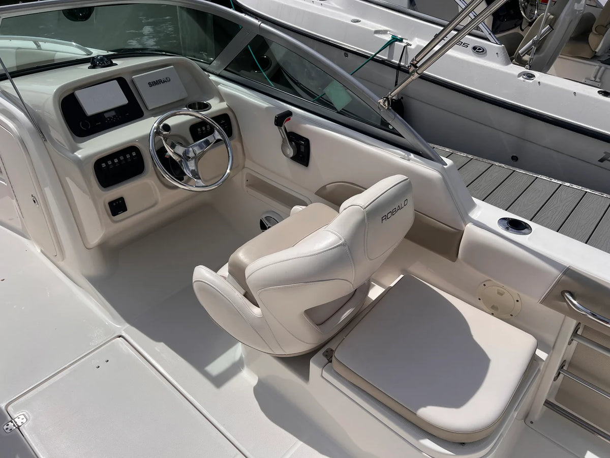 2017 Robalo R227 21.0 feet, Wakefield, RI #14