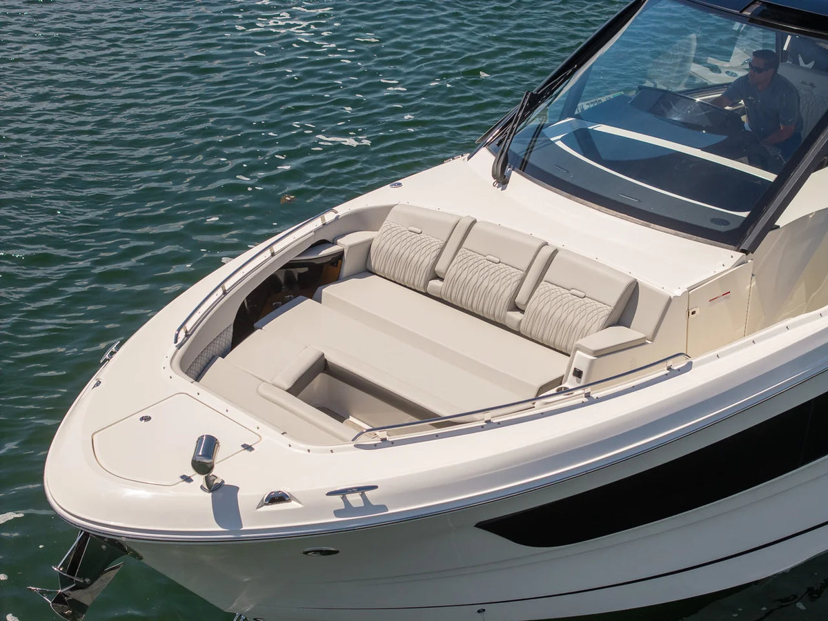 2026 Sea Ray Sundancer 370 Outboard 37.0 feet, Miami, FL #5