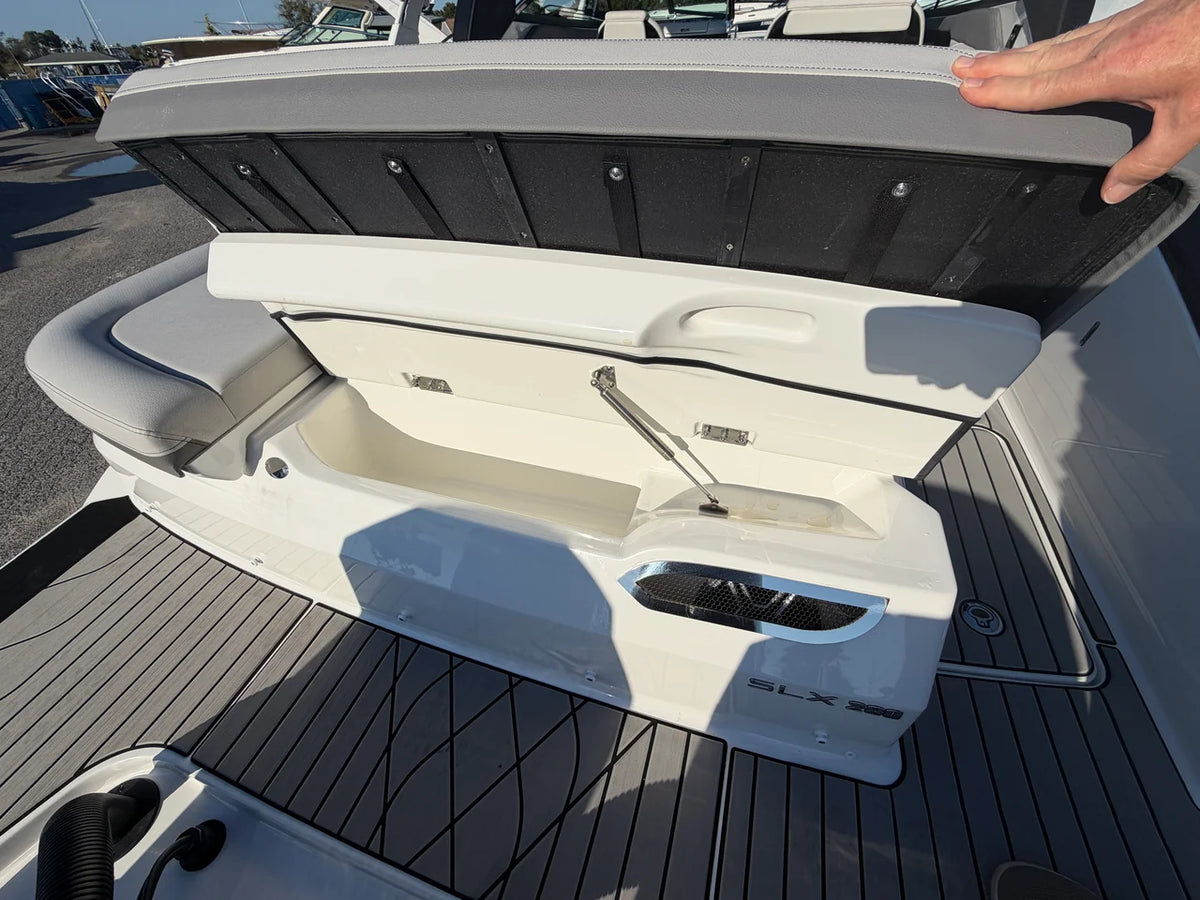 2027 Sea Ray SLX 280 Outboard 28.0 feet, Grasonville, MD #10