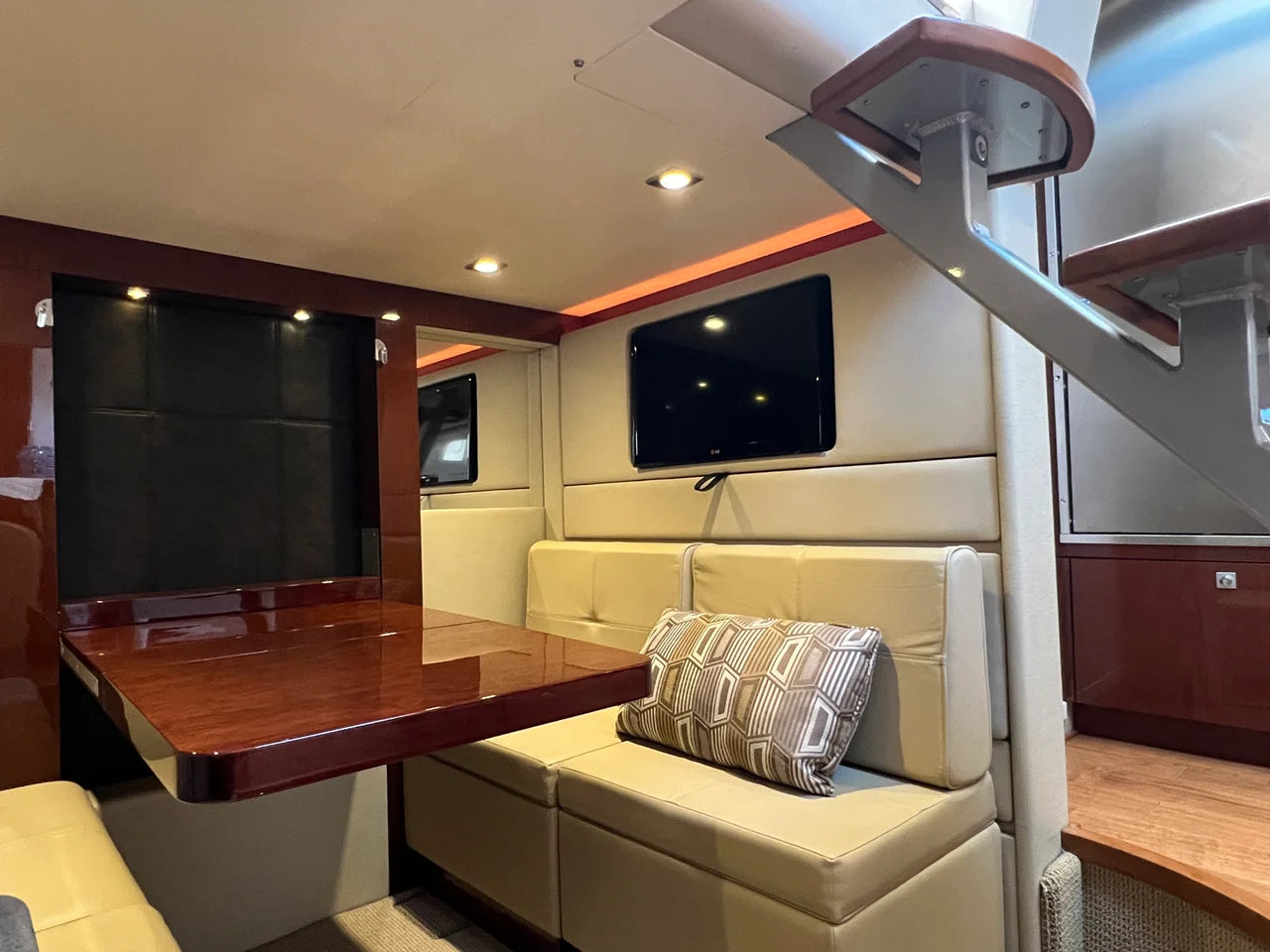 2015 Sea Ray 410 Sundancer 41.0 feet, Huntington, NY #64