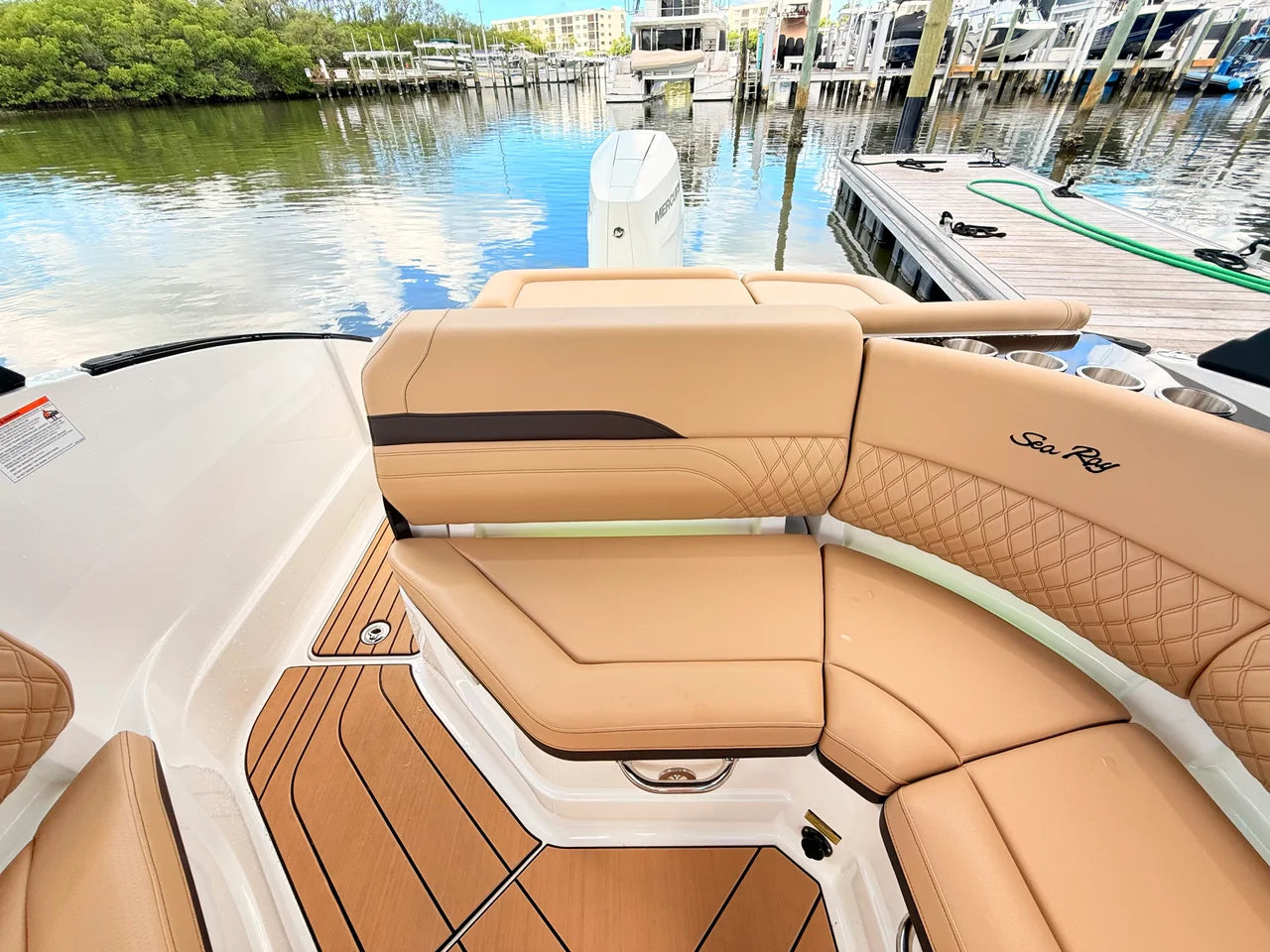 2027 Sea Ray SLX 260 Outboard 26.0 feet, St Petersburg, FL #39