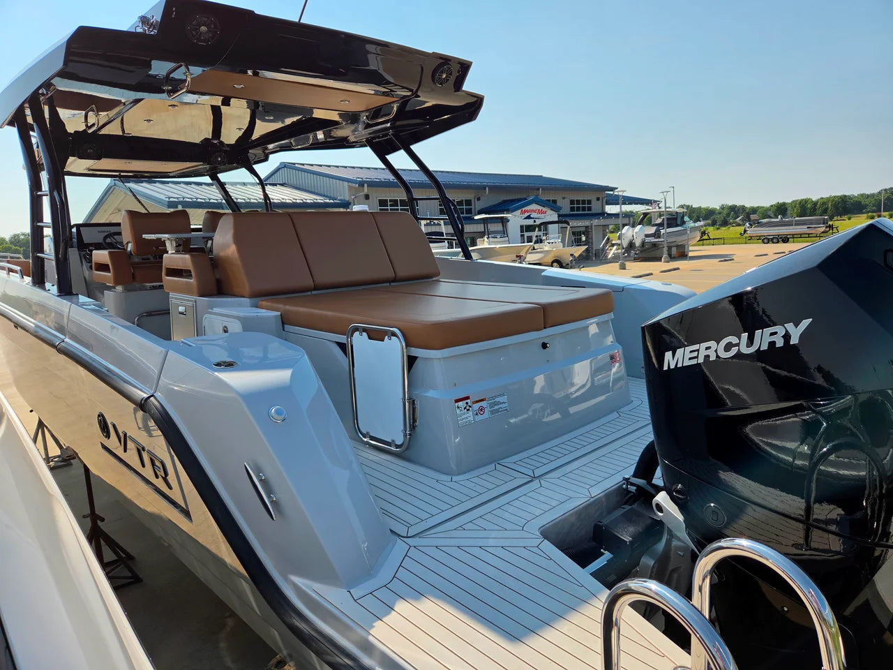 2027 Cruisers Yachts 38 VTR 38.0 feet, Monkey Island, OK #7