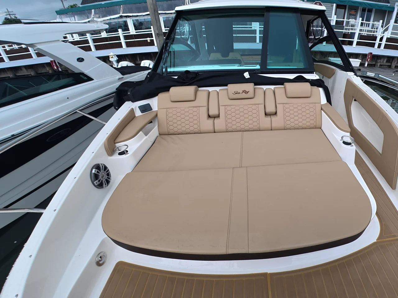 2025 Sea Ray Sundancer 320 Outboard 32.0 feet, Clearwater, Florida #25