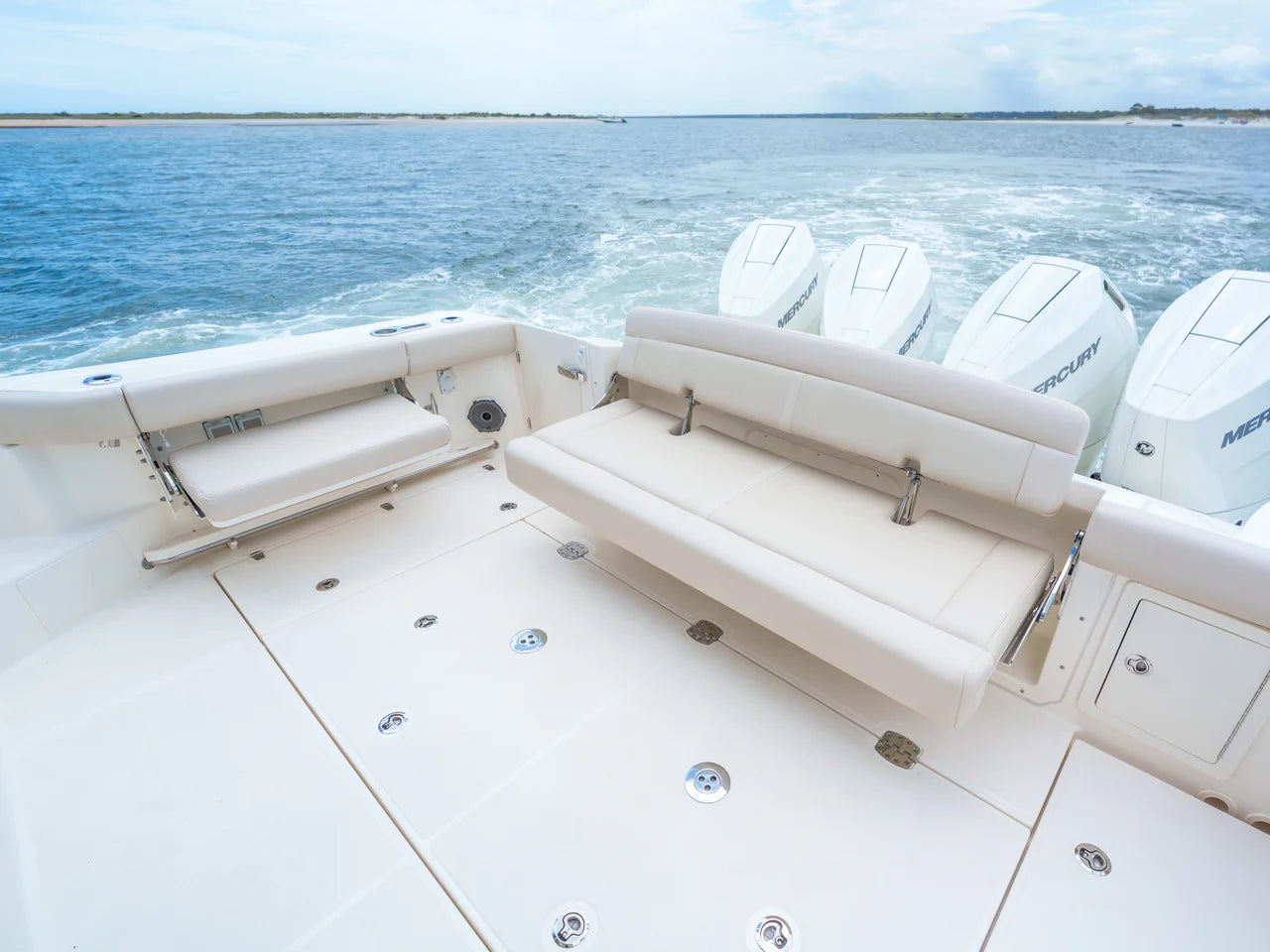 2026 Boston Whaler 405 Conquest 40.0 feet, Wrightsville Beach, North Carolina #6