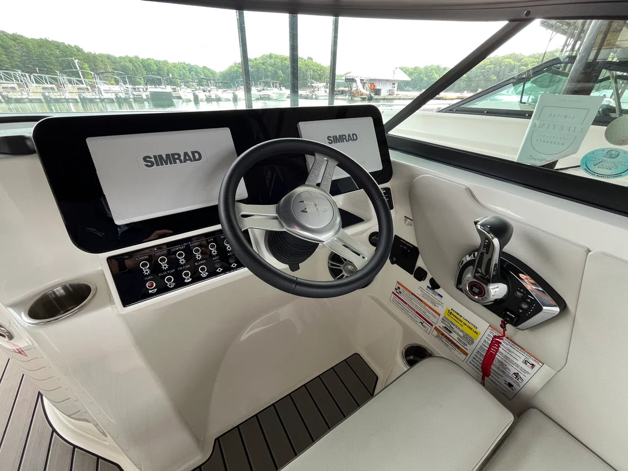 2025 Sea Ray 250 SDX 25.0 feet, Osage Beach, Missouri #11