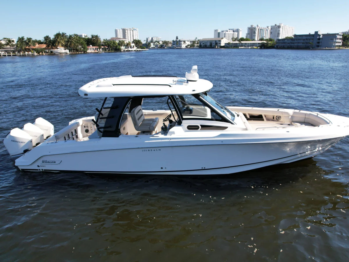 2023 Boston Whaler 350 Realm 35.0 feet, Dania, FL #1