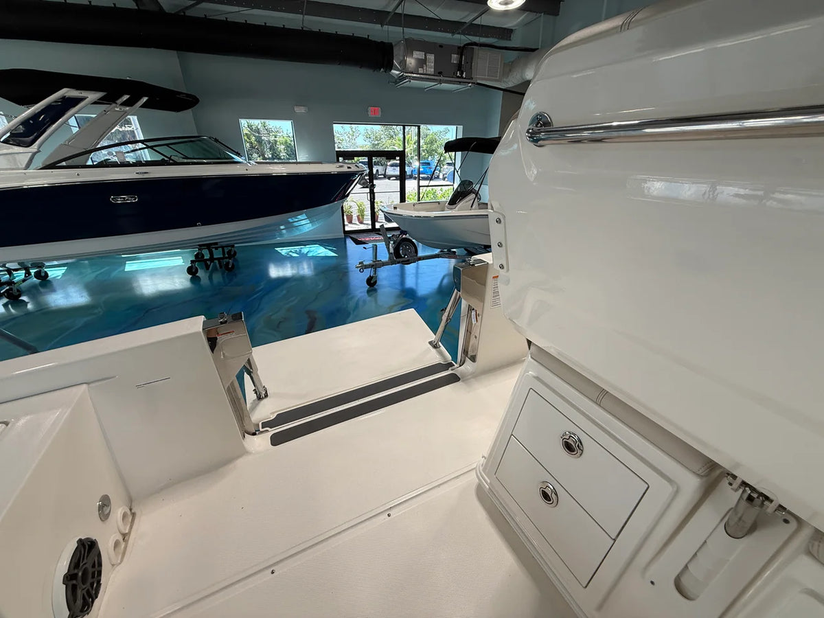 2027 Boston Whaler 280 Dauntless 28.0 feet, Sarasota, FL #20