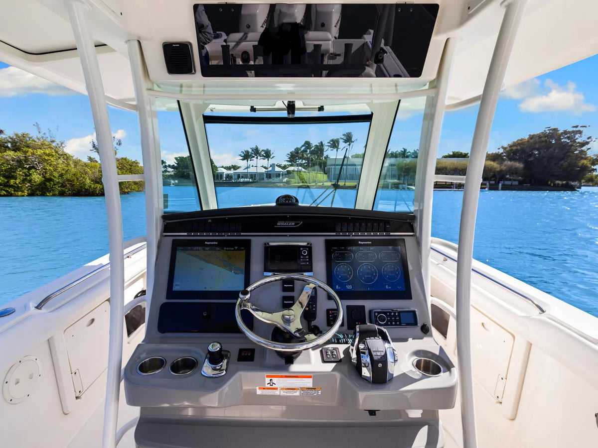 2014 Boston Whaler 350 OUTRAGE 35.0 feet, Naples, Florida #25