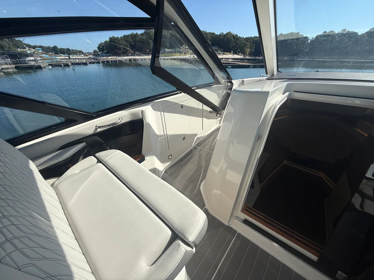 2022 Sea Ray 370 SUNDANCER OUTBOARD 37.0 feet, Cumming, GA #45