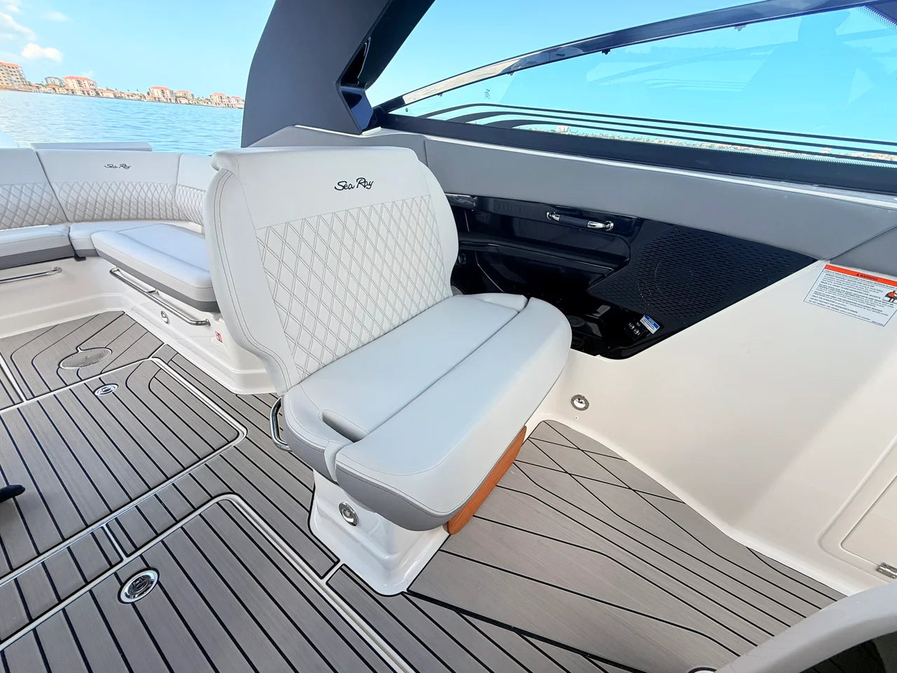 2027 Sea Ray SLX 360 Outboard 36.0 feet, St Petersburg, FL #59