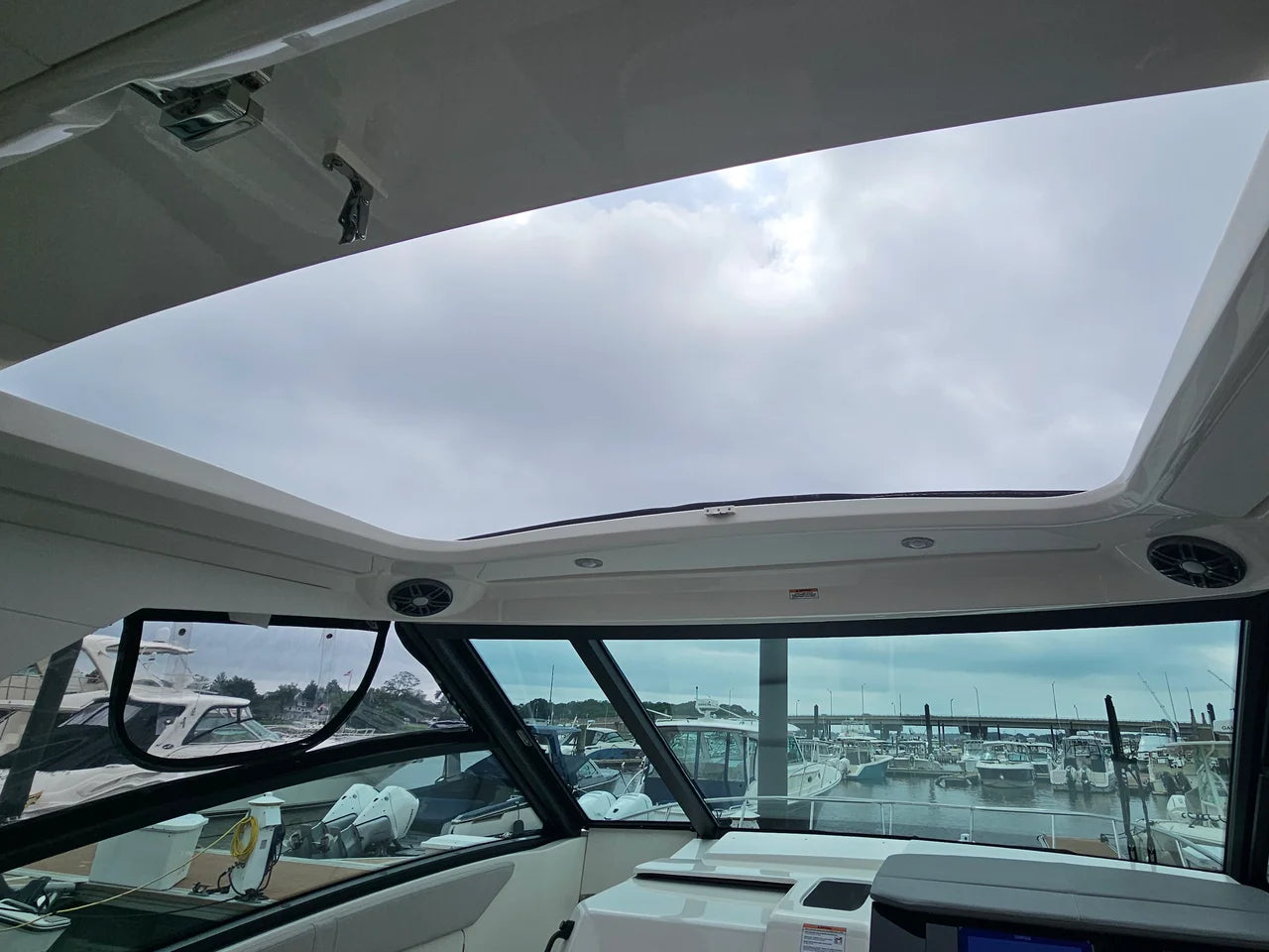 2025 Sea Ray 320 SUNDANCER OB 32.0 feet, Brick Township, New Jersey #14