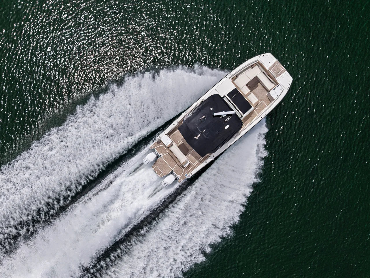 2027 Ducari 37 XIV 37.0 feet, Jupiter, Florida #3