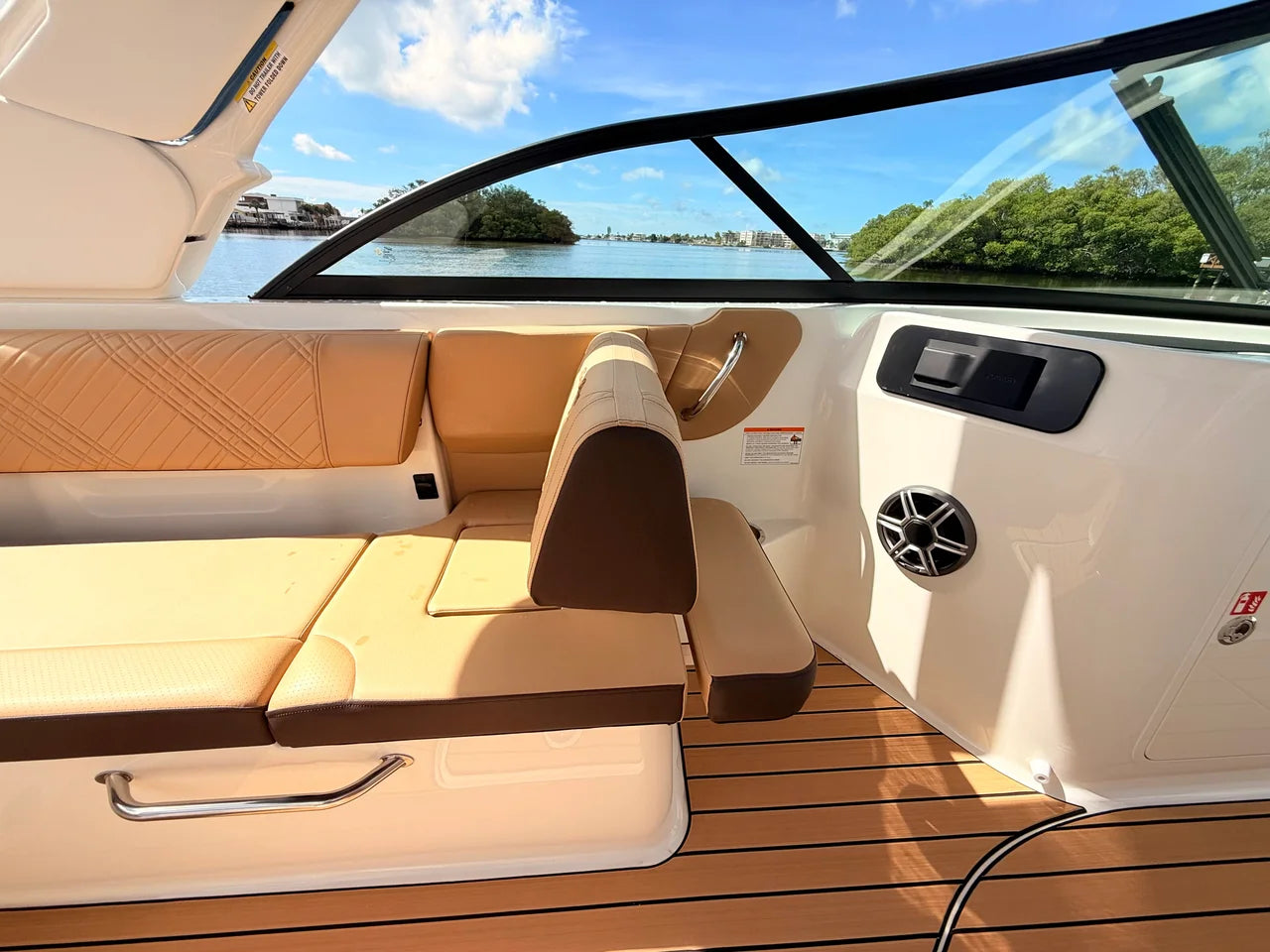 2027 Sea Ray SDX 230 Outboard 23.0 feet, St Petersburg, FL #39